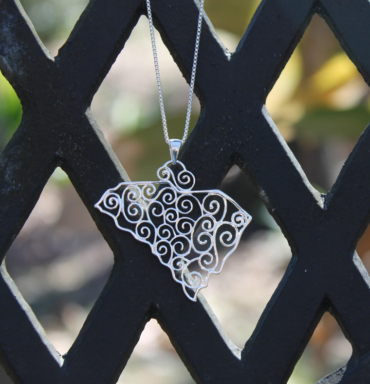 Southern Gates Sterling Silver Filigree South Carolina State Pendant (96241)