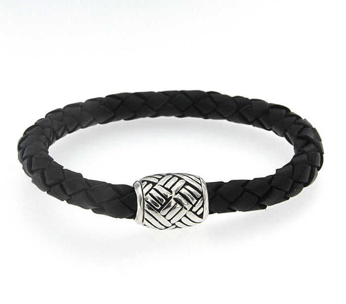 Our Sterling Silver woven design black leather bracelet, handcrafted in Bali by our skilled artisans. Each creation in the Imperial Bali™ Men’s Collections draws its power from mystic dragons, yet bows in reverence to nature and ancient Balinese patterns, weaves and textures.