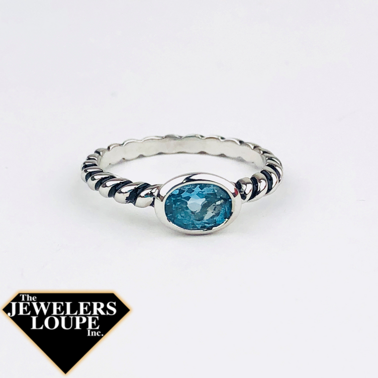 Jeanex Sterling Silver Blue Topaz Rope Design Ring, Size 7 (93573)