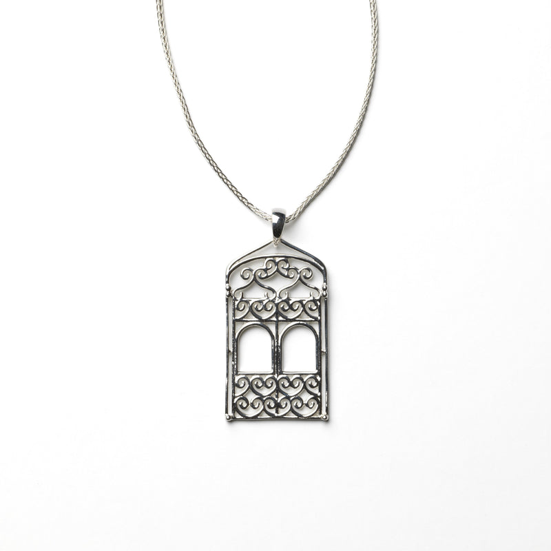Southern Gates Biltmore Series Sterling Silver Alcove Pendant and Chain