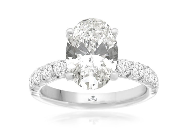 Lab-Grown White Gold Oval Diamond Engagement Ring
