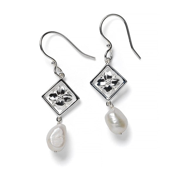 Southern Gates Sterling Silver Diamond-Cut Dogwood Earrings With Baroque Pearls (99116)