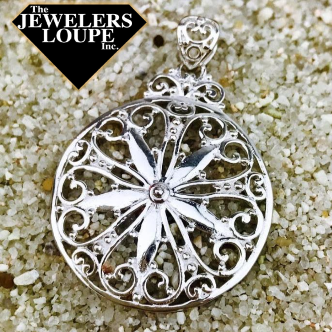 Southern Gates Sterling Silver Sand Dollar Pendant