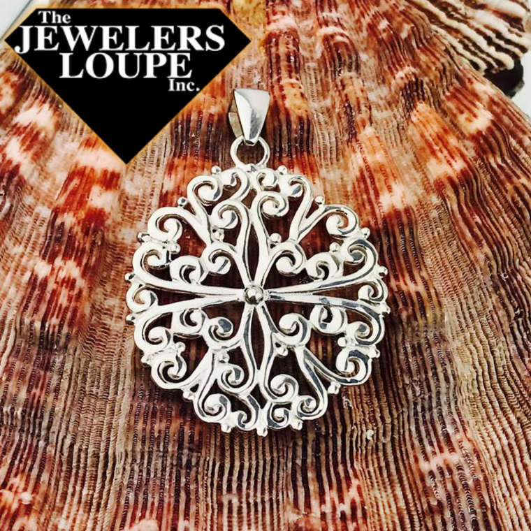 Southern Gates Sterling Silver Round Filigree Pendant (81074)