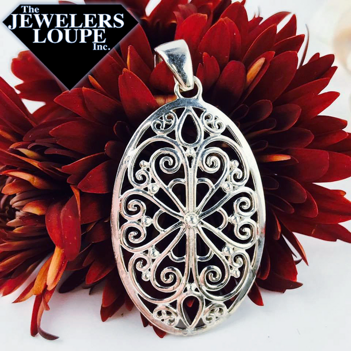 Southern Gates Sterling Silver Oval Filigree Flower Pendant