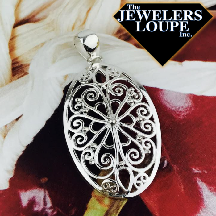 Southern Gates Sterling Silver Oval Filigree Flower Pendant