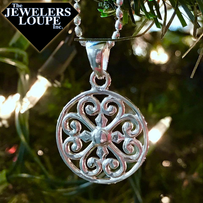 Southern Gates Sterling Silver Scroll Heart Design Pendant 