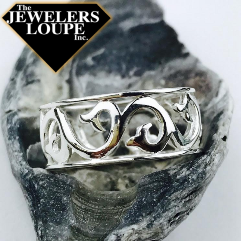 Southern Gates Sterling Silver Classic Scroll Ring