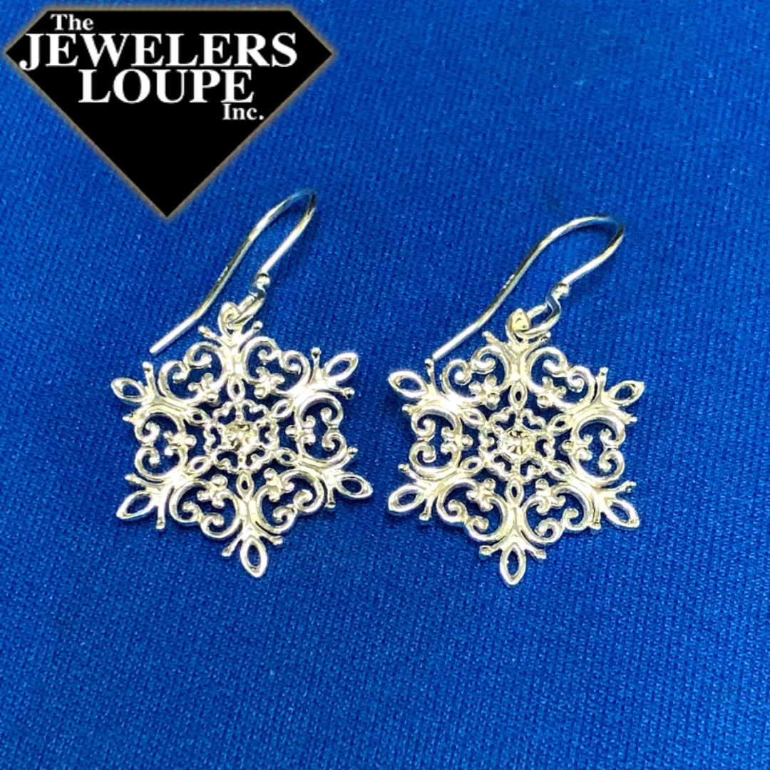 Southern Gates Sterling Silver Snowflake Earrings