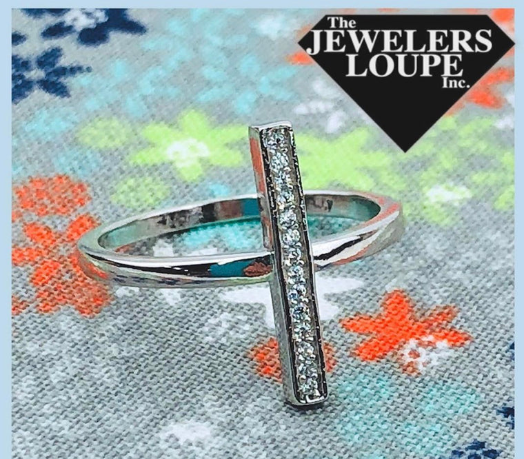 Sterling Silver Single Vertical CZ Bar Ring, Size 7 (92452)