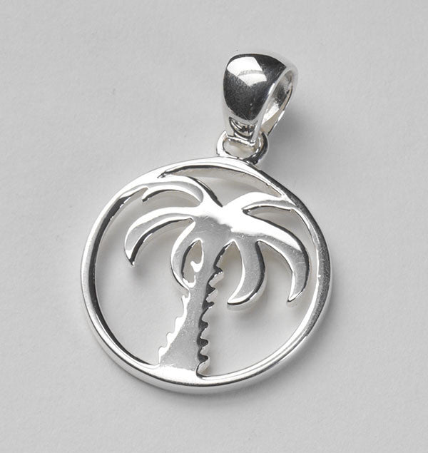 Southern Gates Sterling Silver Small Round Palmetto Tree Pendant (81105)