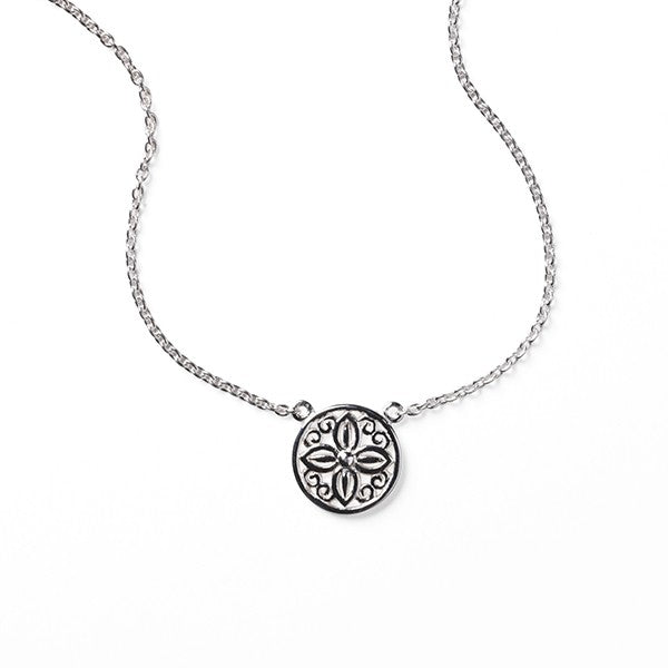 Southern Gates Sterling Silver Courtyard Blossom Necklace (93470)